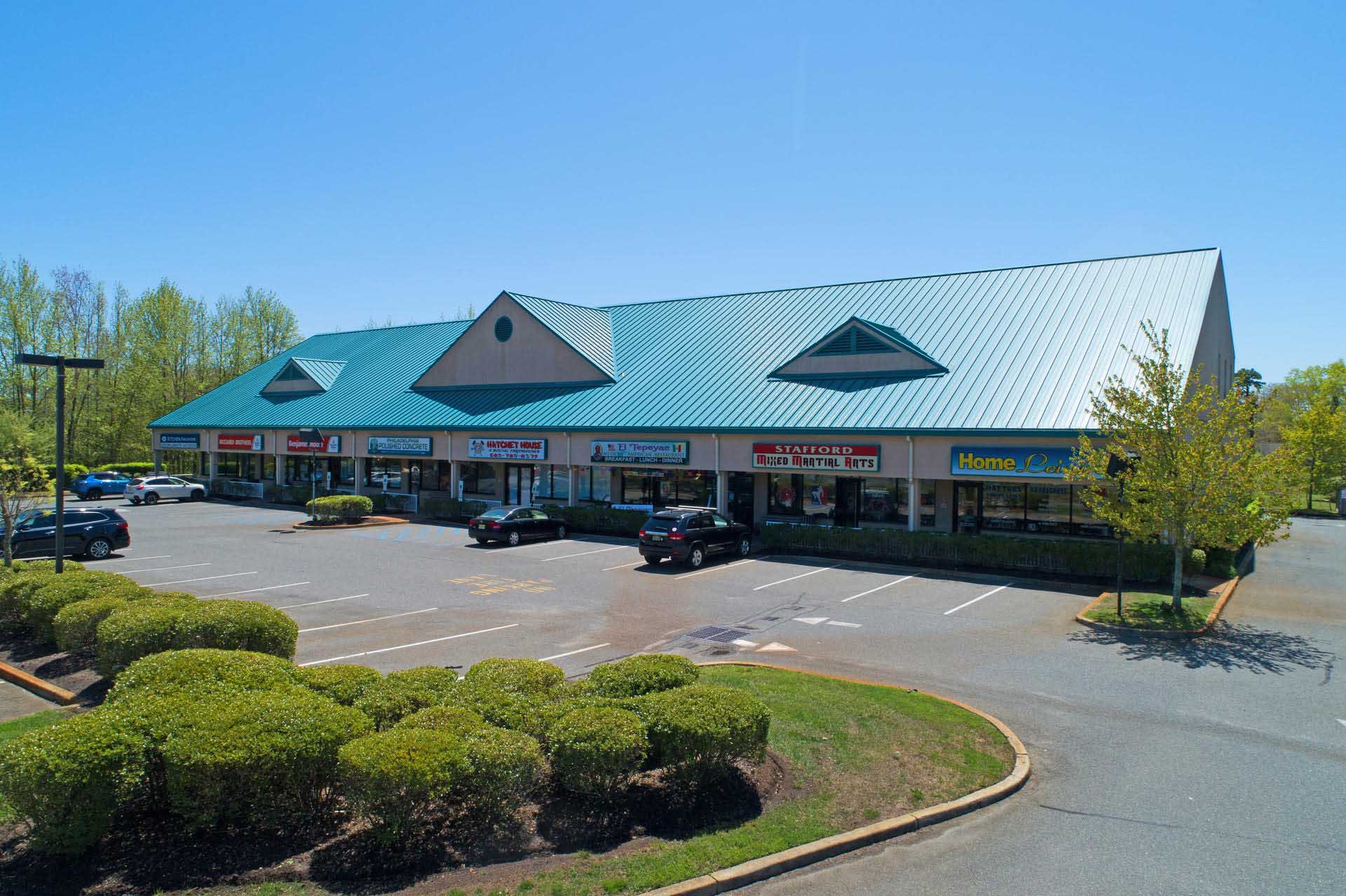 DRIFTWOOD PLAZA